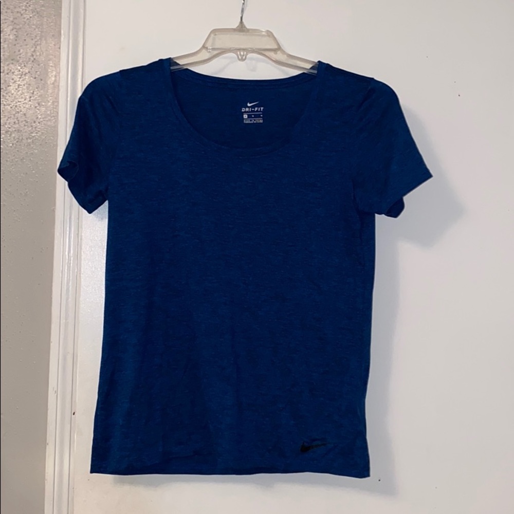 Nike dri-fit t